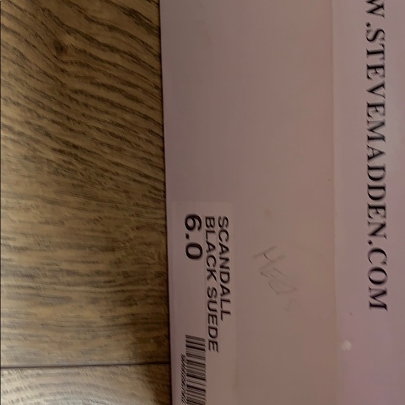 Steve Madden Black suede platform heels - Picture 9 of 9